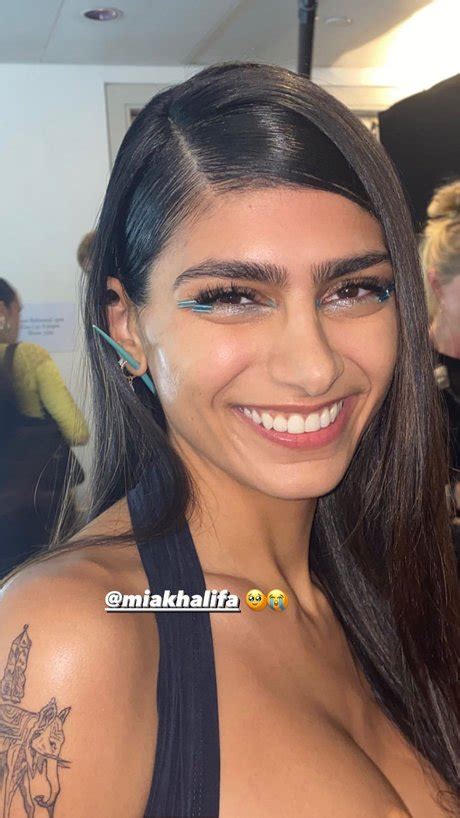 mia k naked|MIA KHALIFA Nude